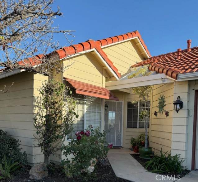 23044 Canyon Hills Drive - Photo 1