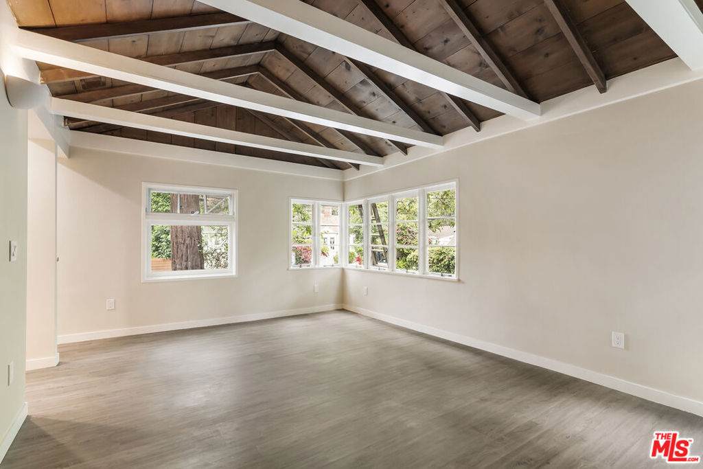 937 Beverly Glen Boulevard - Photo 1