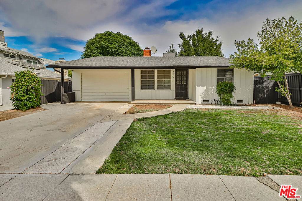 21905 Viscanio Road - Photo 1