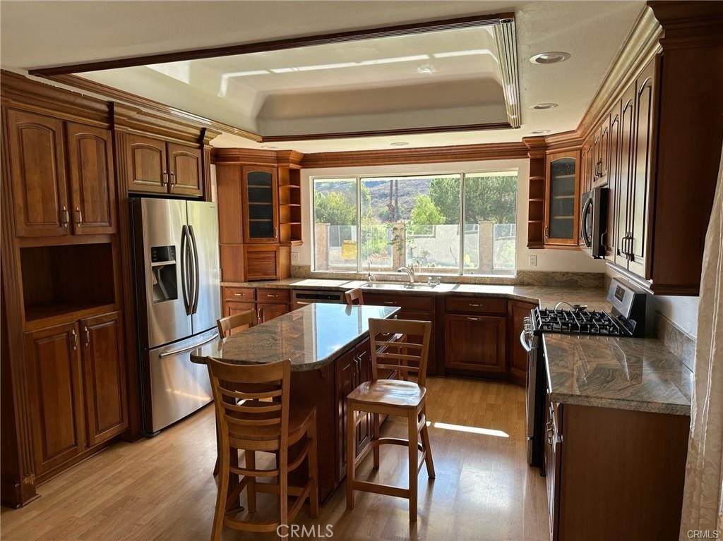 https://bt-photos.global.ssl.fastly.net/socal/orig_boomver_1_432345551-2.jpg