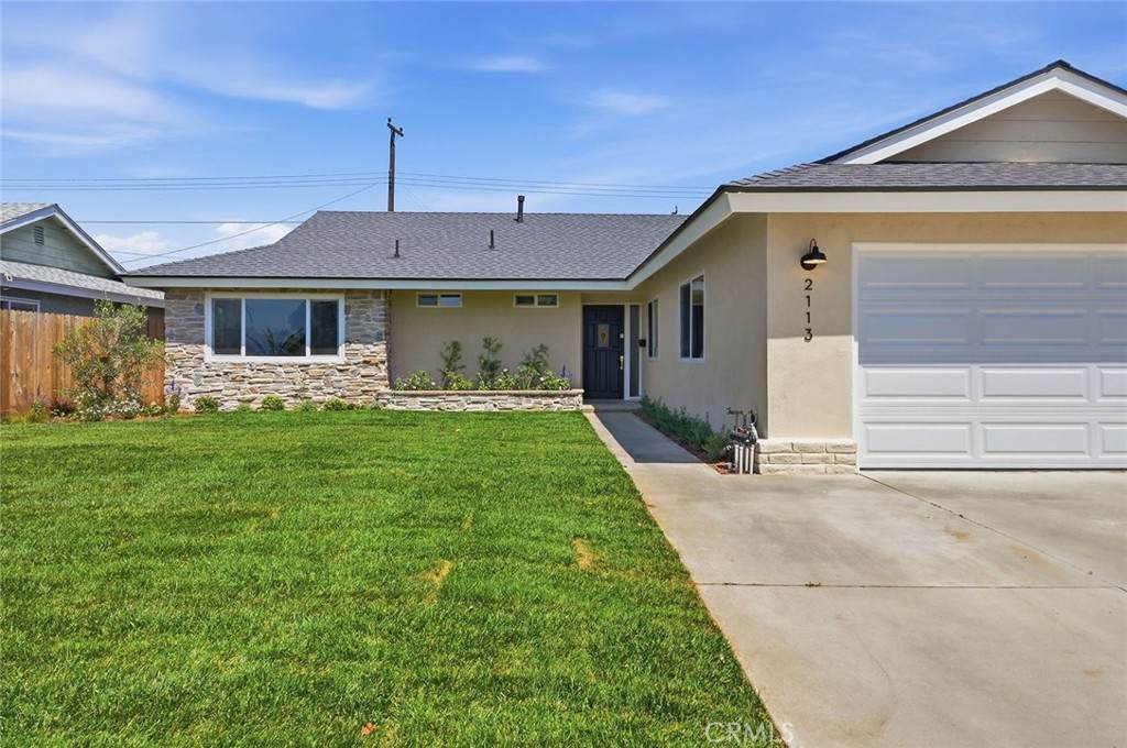2113 Forest - Photo 1