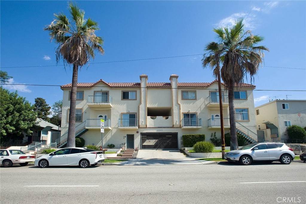 2345 Montrose Avenue - Photo 1