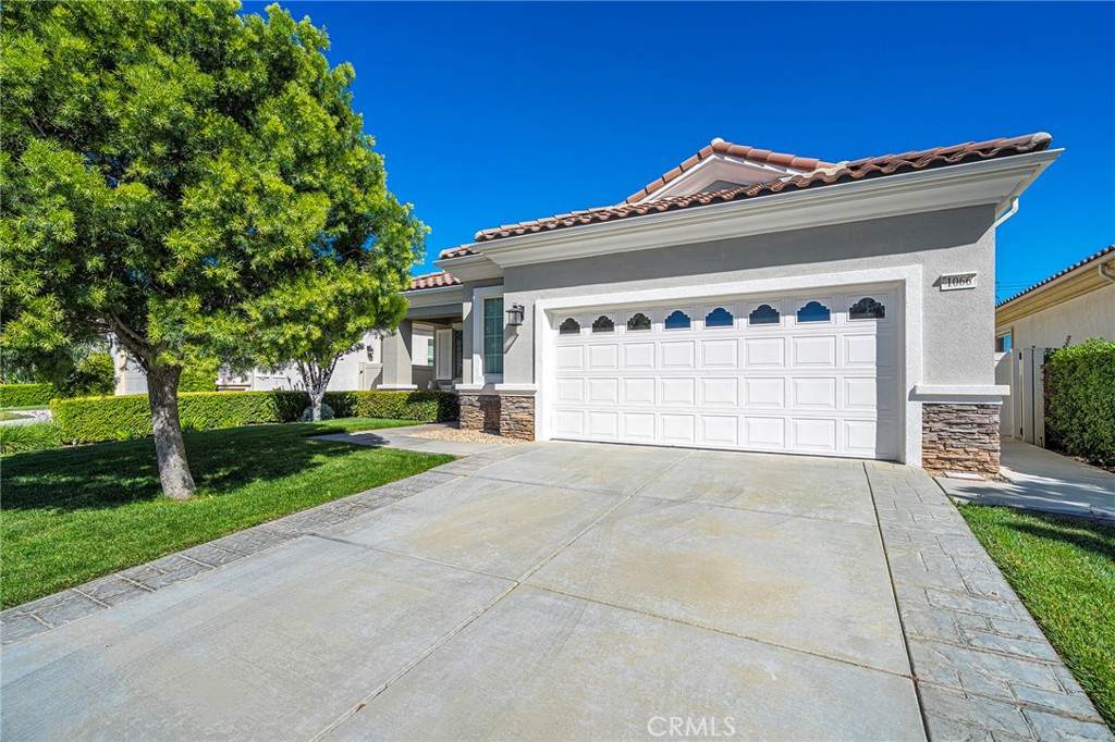 https://bt-photos.global.ssl.fastly.net/socal/orig_boomver_1_432368815-2.jpg