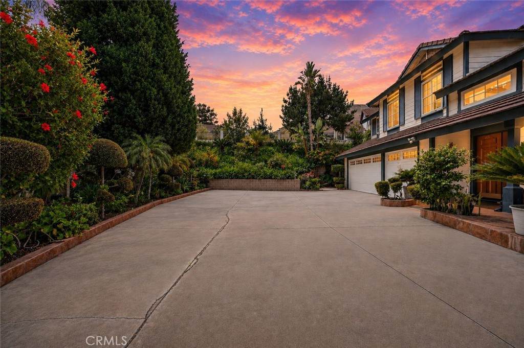 https://bt-photos.global.ssl.fastly.net/socal/orig_boomver_2_432404608-2.jpg
