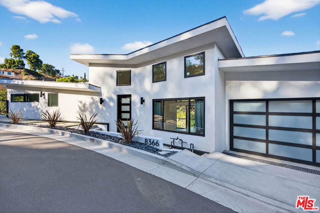 https://bt-photos.global.ssl.fastly.net/socal/orig_boomver_1_432406780-2.jpg