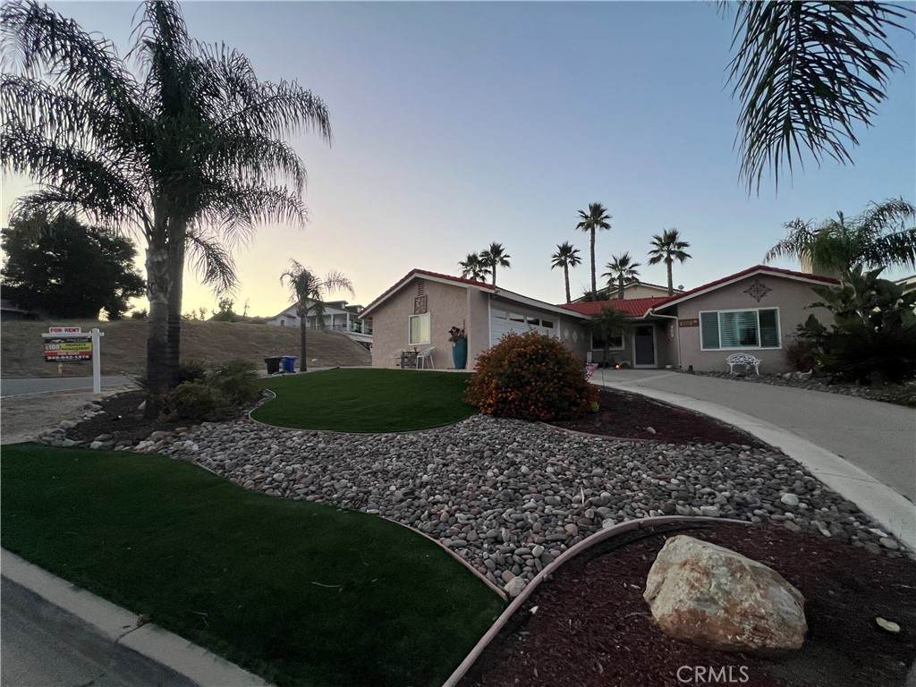 https://bt-photos.global.ssl.fastly.net/socal/orig_boomver_1_432419185-2.jpg