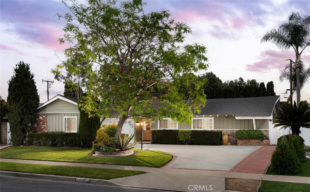 1262 Andrews Street - Photo 1
