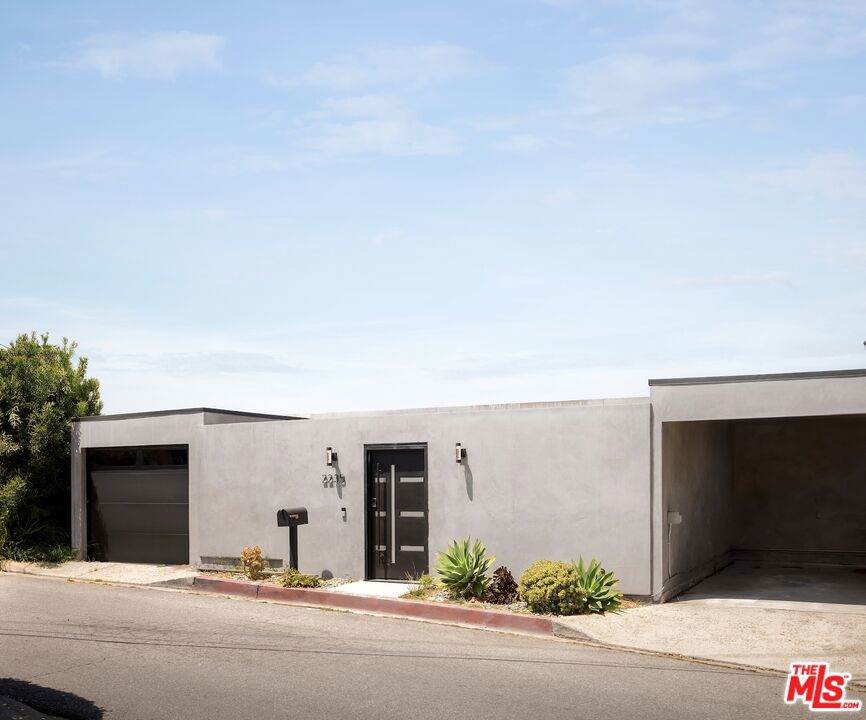https://bt-photos.global.ssl.fastly.net/socal/orig_boomver_1_432551467-2.jpg
