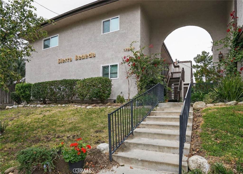 17847 Beneda Ln - Photo 1