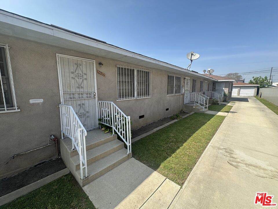 1021 1/2 90th Street - Photo 1