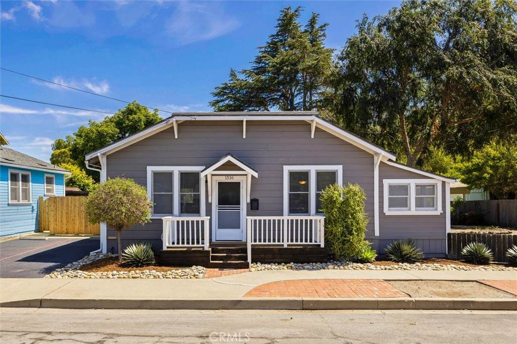 1516 Toro Street - Photo 1