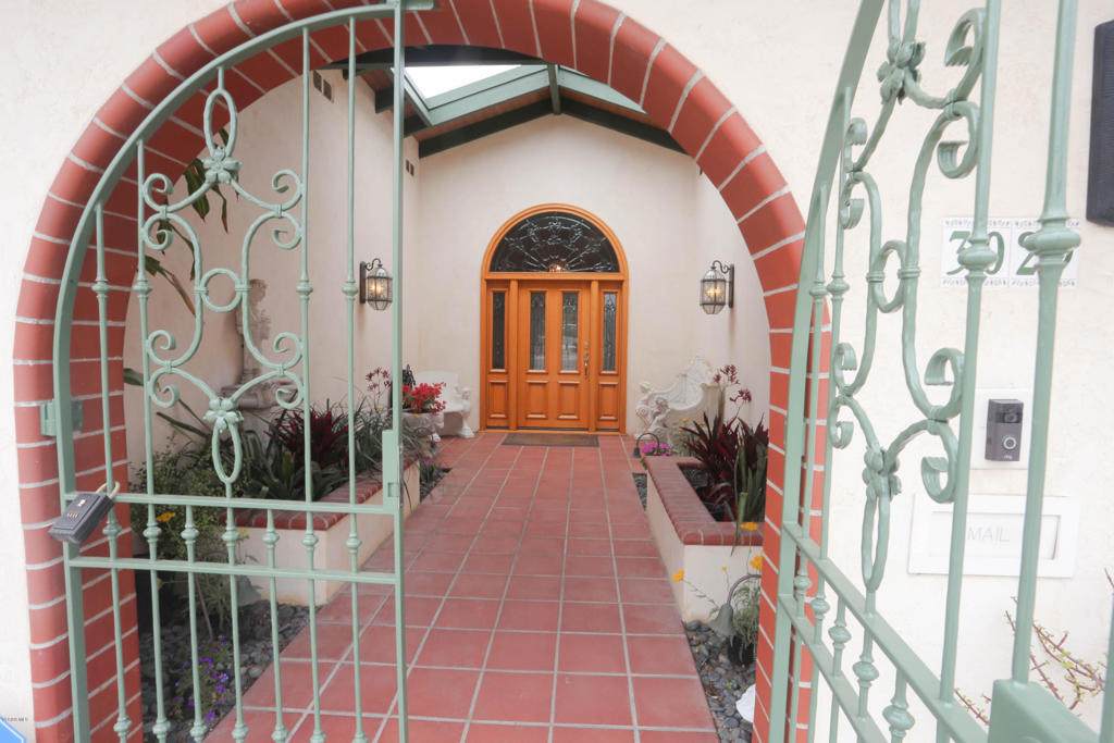 https://bt-photos.global.ssl.fastly.net/socal/orig_boomver_1_432643291-2.jpg