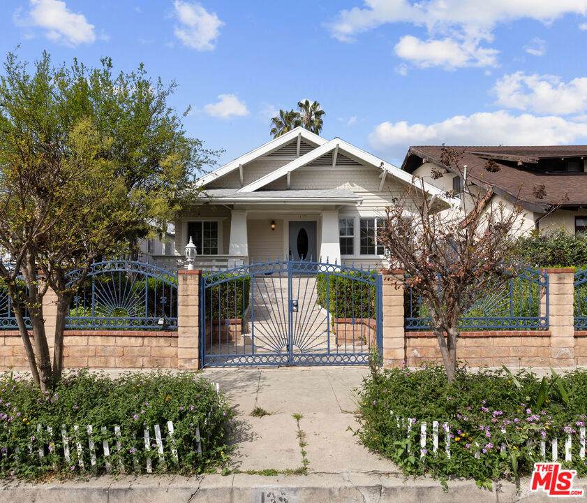 135 Dillon Street - Photo 1