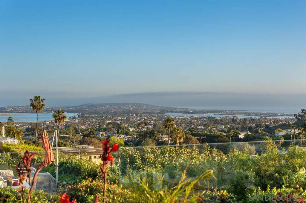 https://bt-photos.global.ssl.fastly.net/socal/orig_boomver_1_432666187-2.jpg