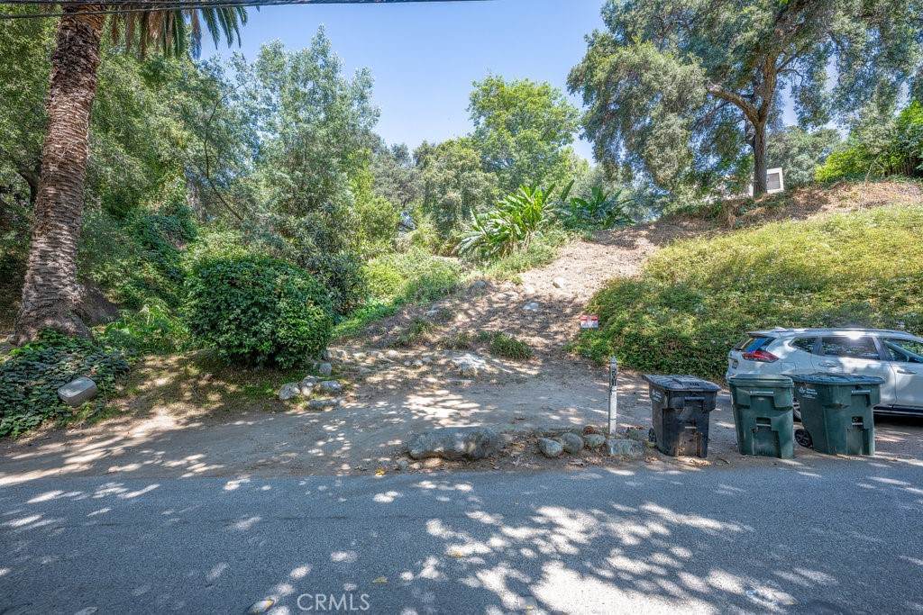 https://bt-photos.global.ssl.fastly.net/socal/orig_boomver_1_432677606-2.jpg