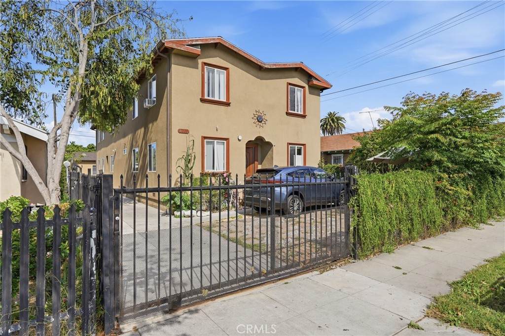 5017 Halldale Avenue - Photo 1