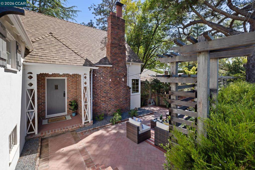 6008 Chelton Dr - Photo 1