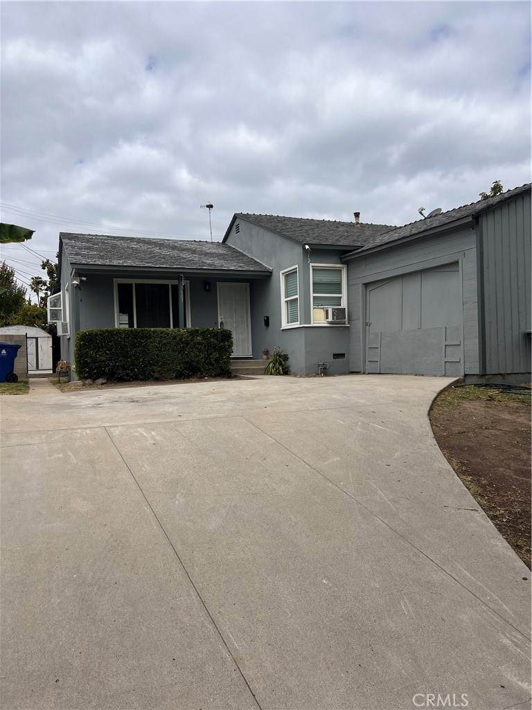 6607 Aura - Photo 1