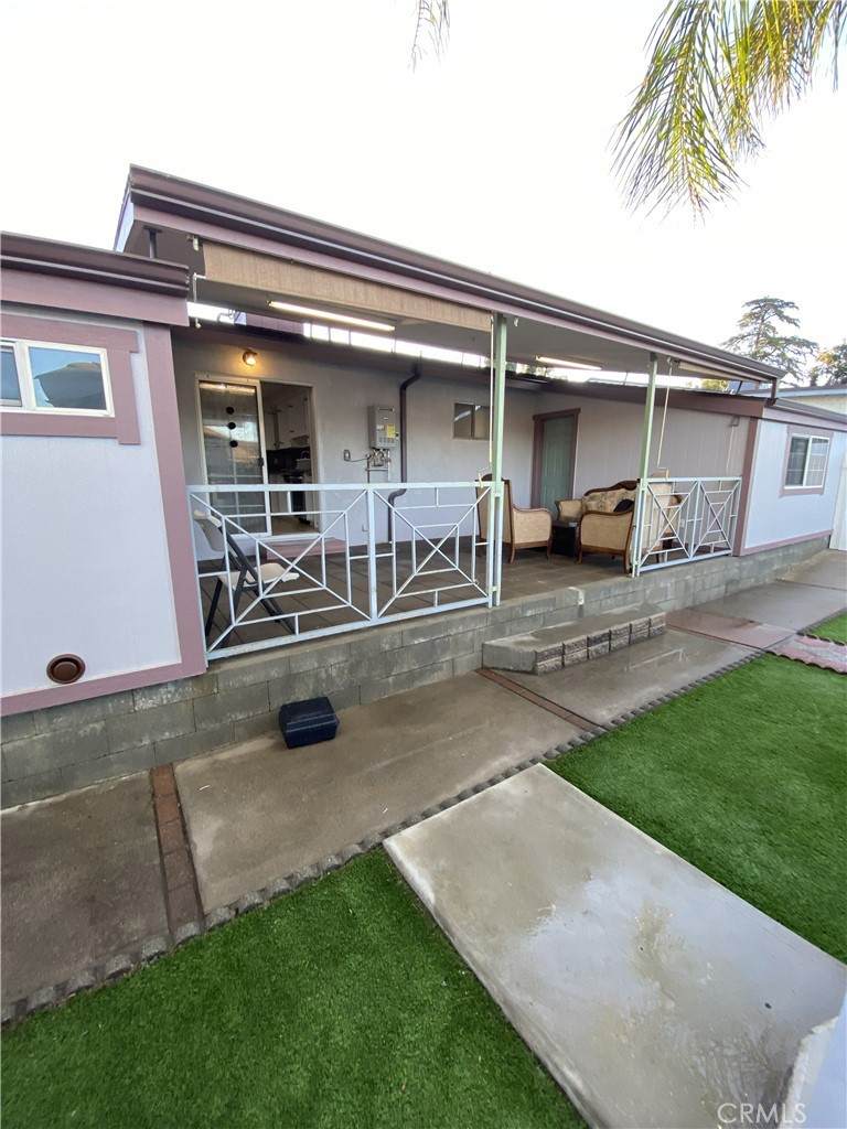 10535 Samoa Avenue - Photo 1