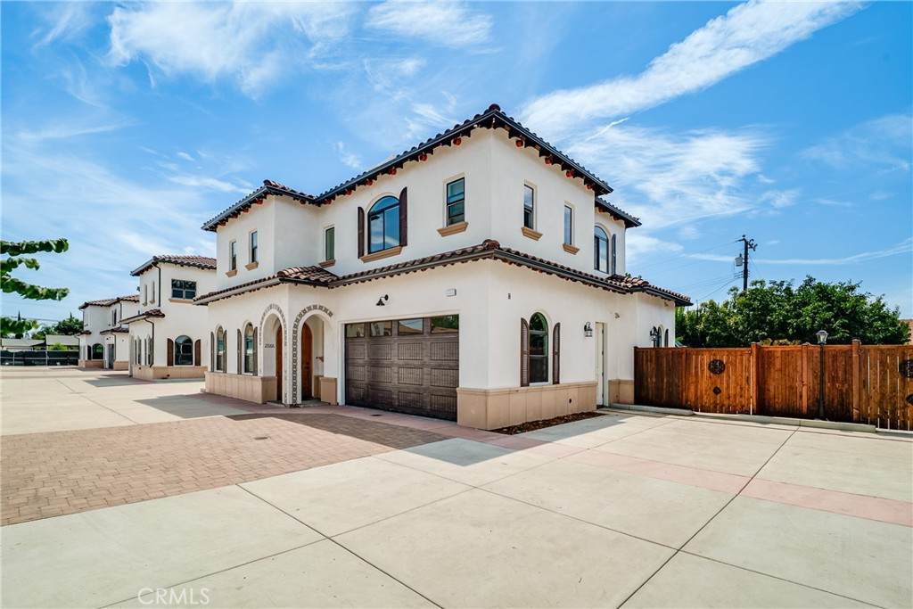 https://bt-photos.global.ssl.fastly.net/socal/orig_boomver_1_432845517-2.jpg