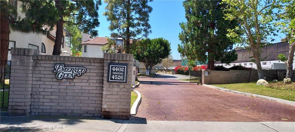 4502 Emerald Street - Photo 1