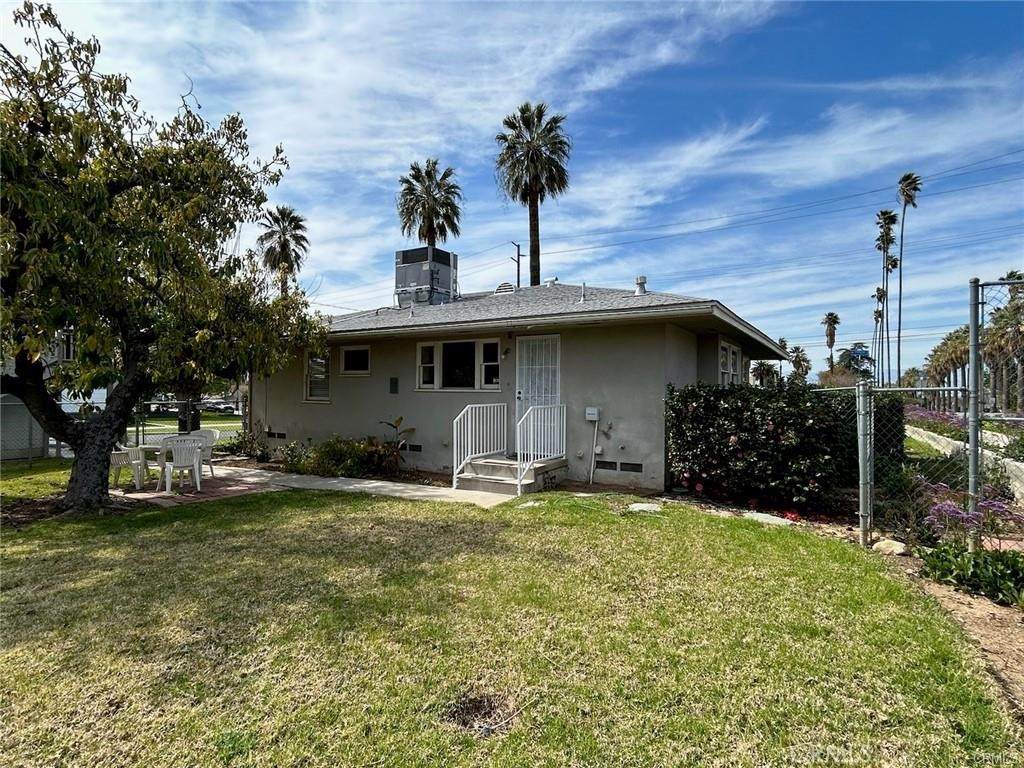 https://bt-photos.global.ssl.fastly.net/socal/orig_boomver_1_432878504-2.jpg