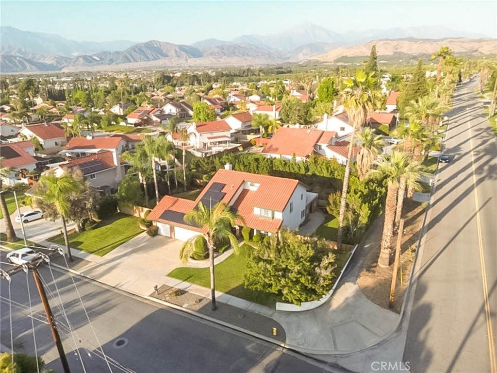 https://bt-photos.global.ssl.fastly.net/socal/orig_boomver_1_432924714-2.jpg