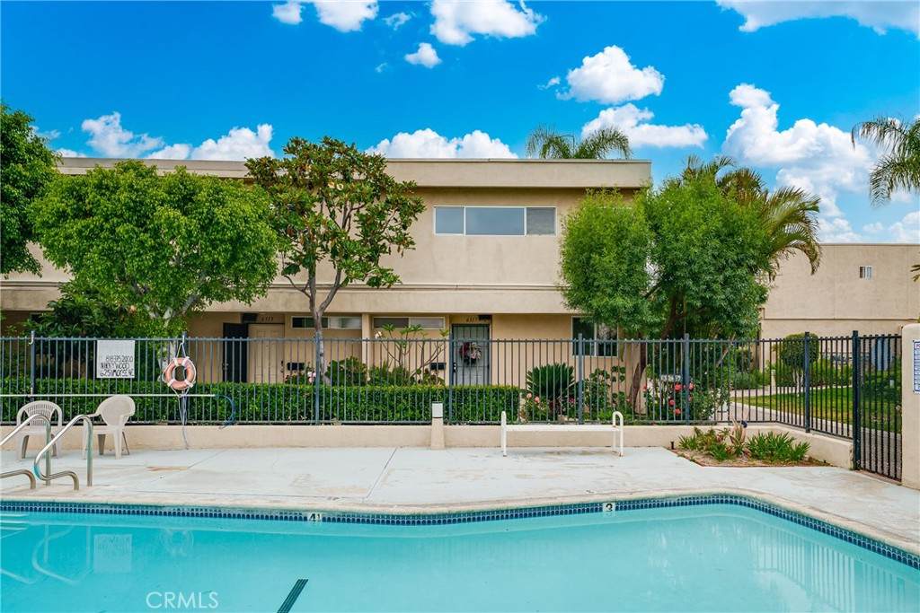 6317 Morse - Photo 1