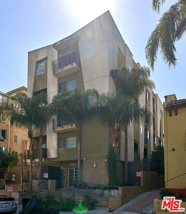 https://bt-photos.global.ssl.fastly.net/socal/orig_boomver_1_433085213-2.jpg