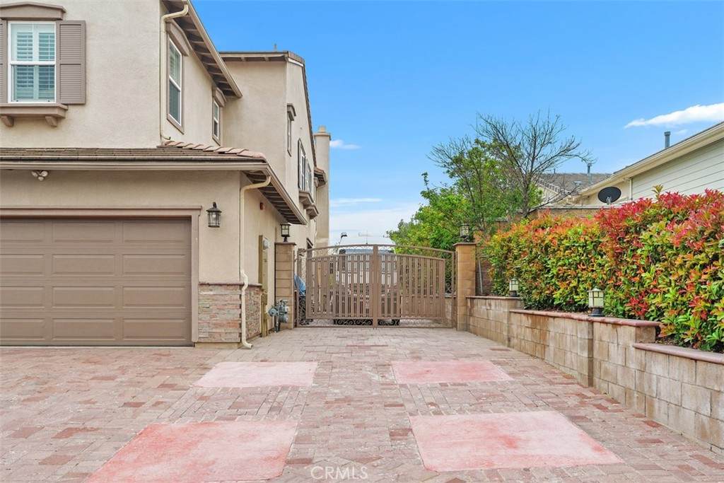 https://bt-photos.global.ssl.fastly.net/socal/orig_boomver_1_433086199-2.jpg