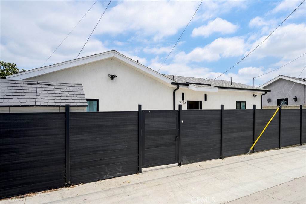 719 Dale Avenue - Photo 1