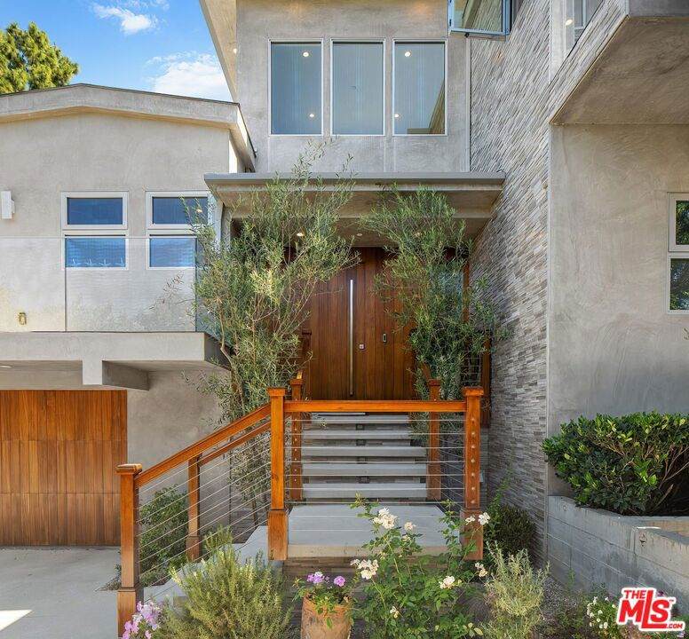 https://bt-photos.global.ssl.fastly.net/socal/orig_boomver_2_433125890-2.jpg