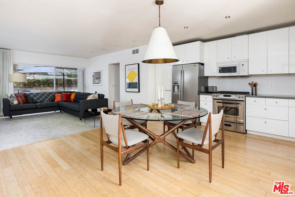 1710 Redcliff Street - Photo 1