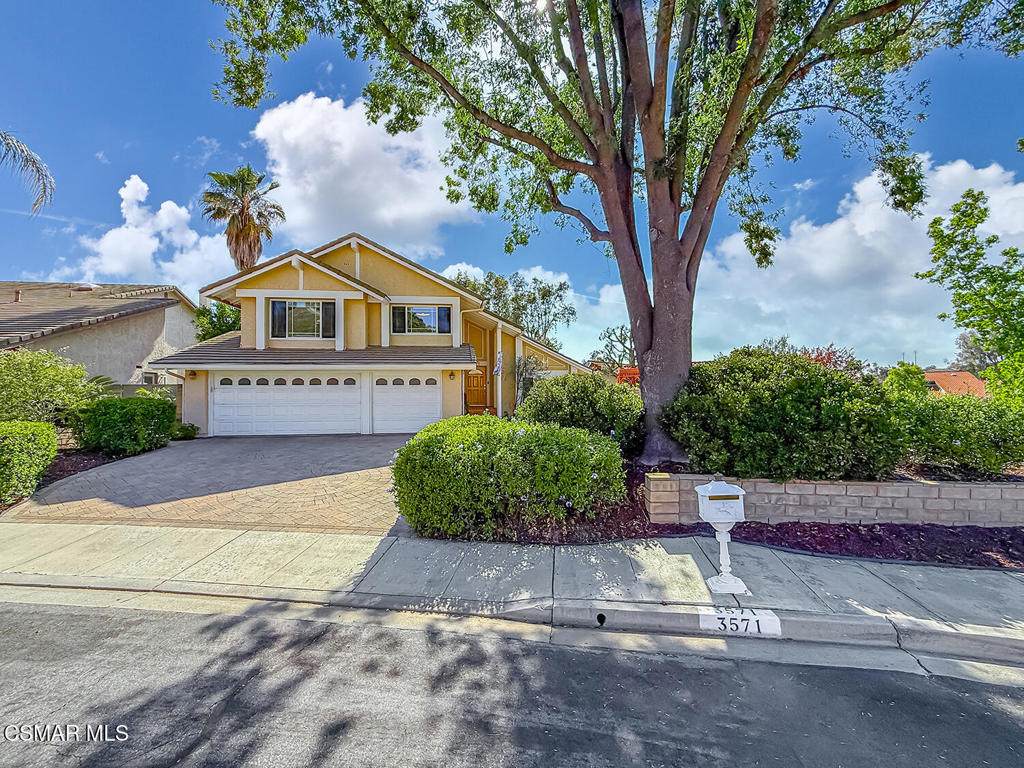 3571 Avenida Verano - Photo 1