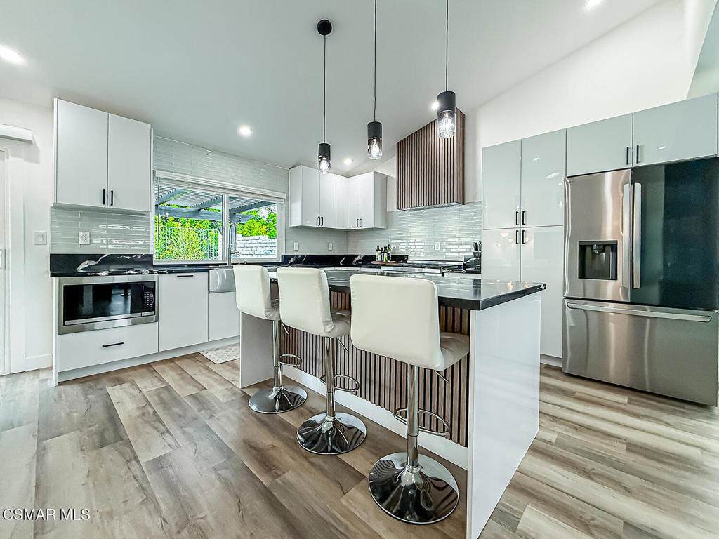 205 Cedar Heights Drive - Photo 1