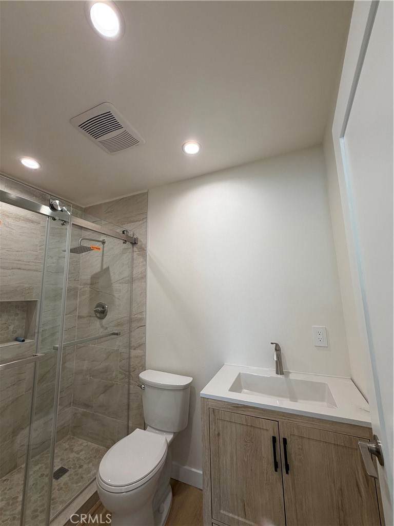 https://bt-photos.global.ssl.fastly.net/socal/orig_boomver_1_433228108-2.jpg