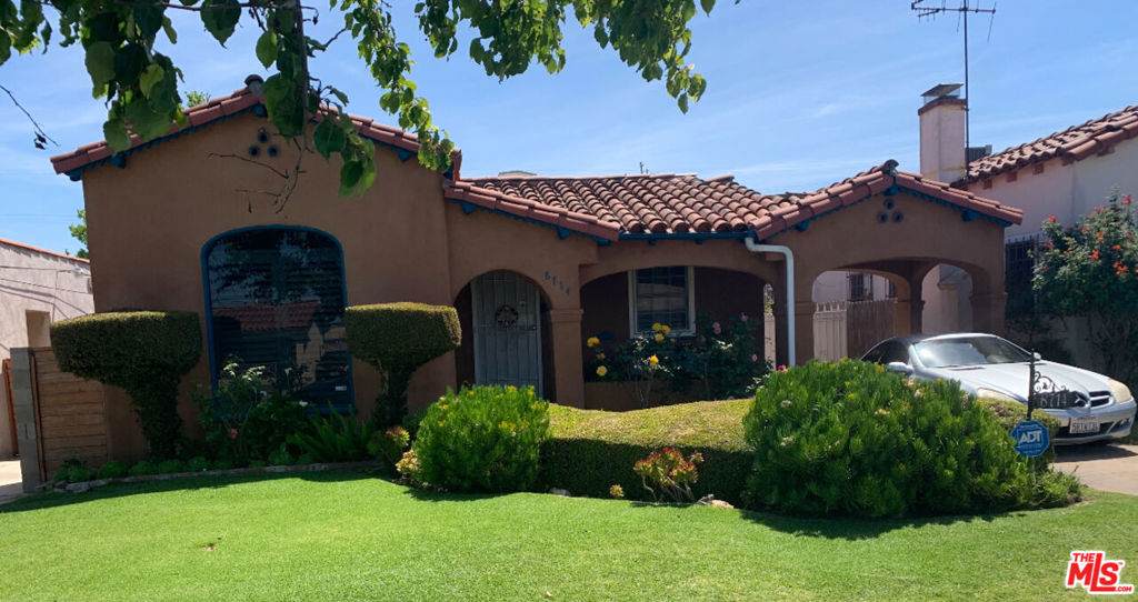 8714 Wilton Place - Photo 1