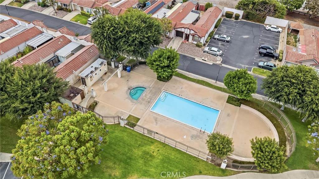https://bt-photos.global.ssl.fastly.net/socal/orig_boomver_1_433313326-2.jpg