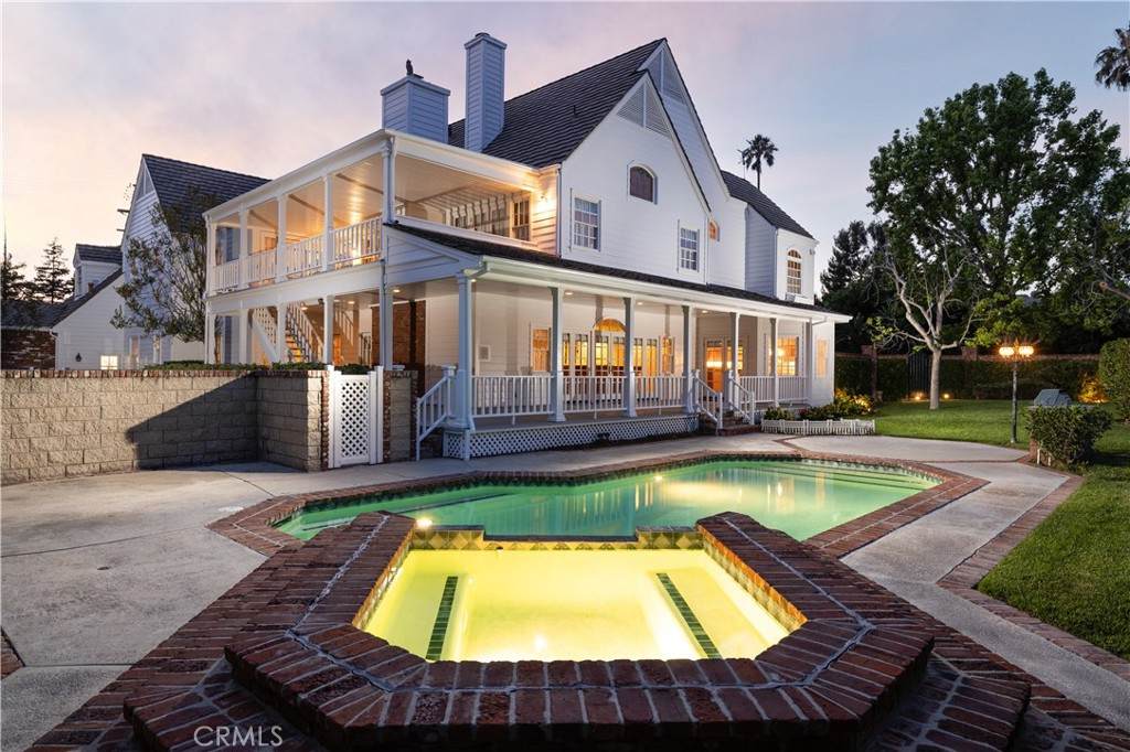 https://bt-photos.global.ssl.fastly.net/socal/orig_boomver_1_433331130-2.jpg