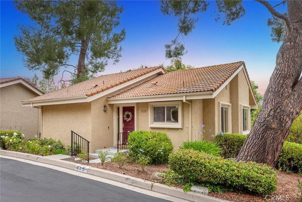602 Calle Mirador - Photo 1