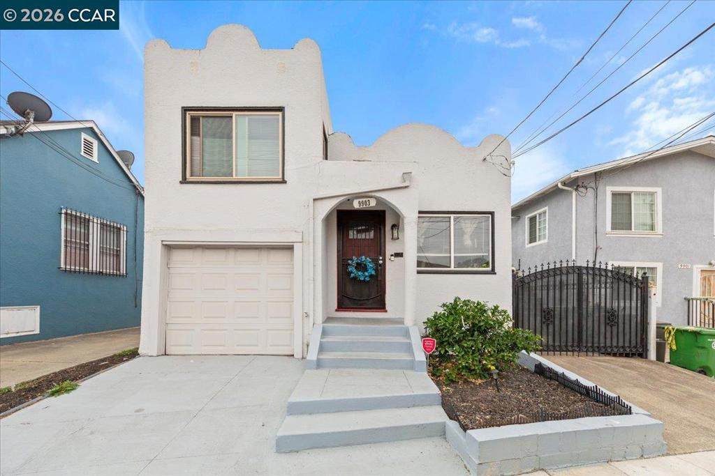 9903 Olive St - Photo 1