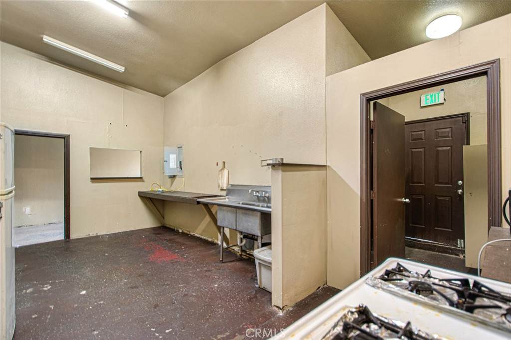 https://bt-photos.global.ssl.fastly.net/socal/orig_boomver_1_433377410-2.jpg