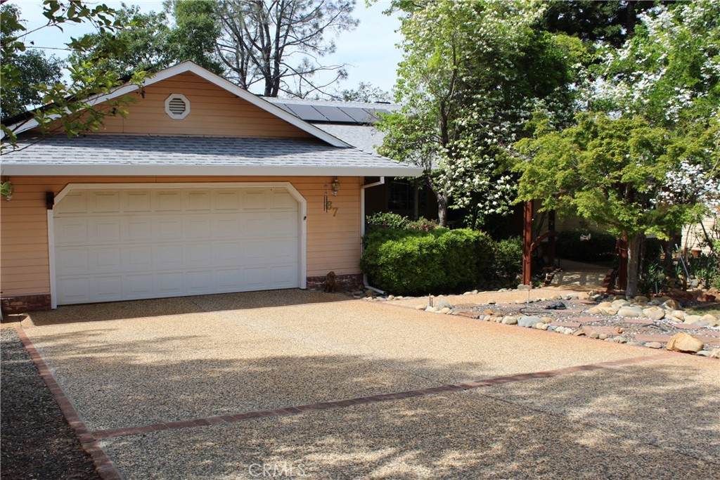 87 Valley View Drive - Photo 1