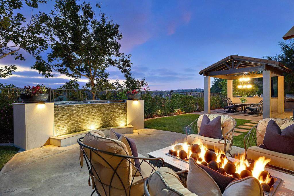 https://bt-photos.global.ssl.fastly.net/socal/orig_boomver_1_433421225-2.jpg