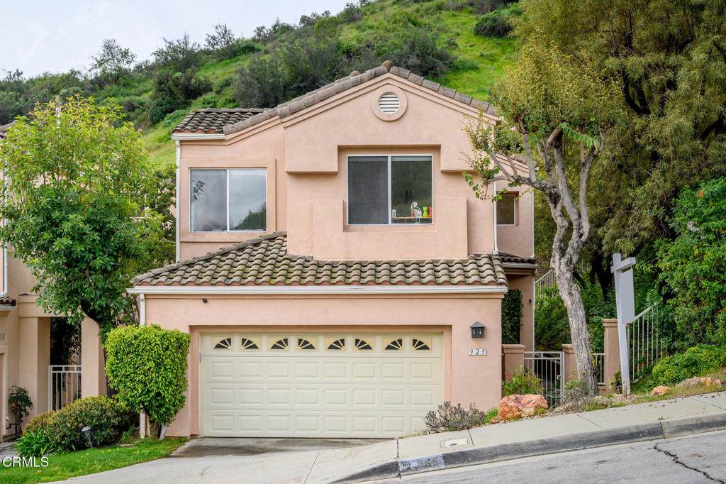 925 Calle La Primavera - Photo 1