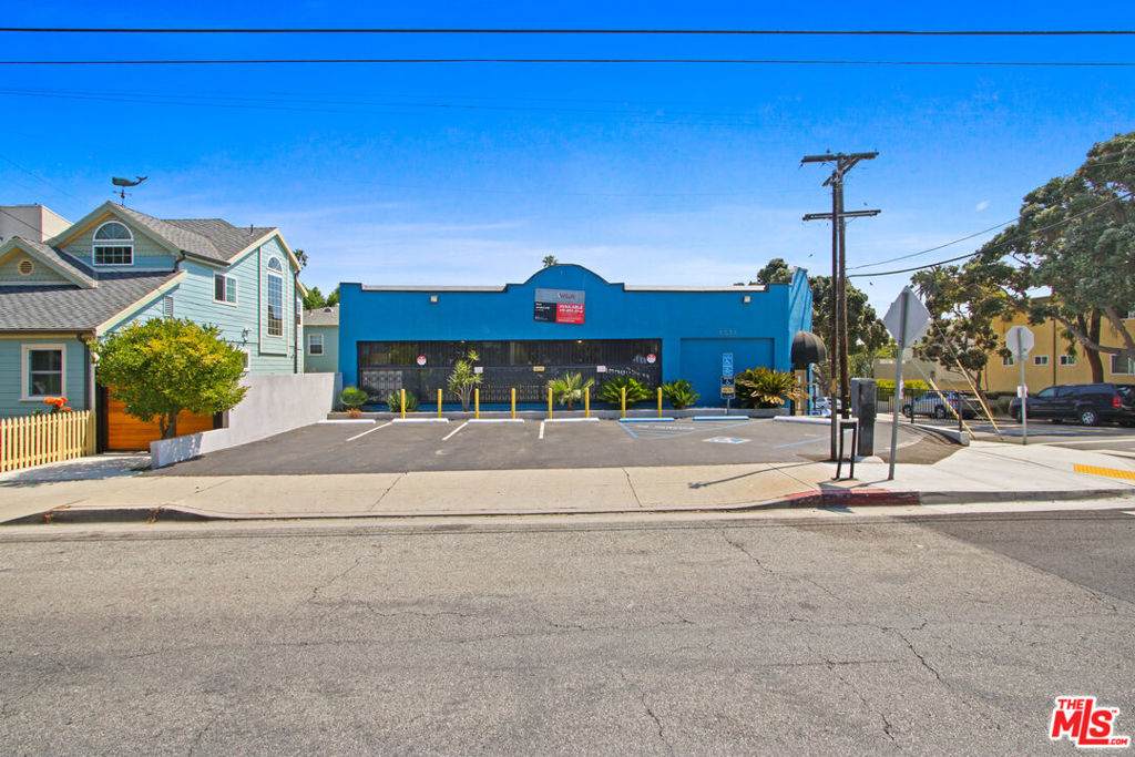https://bt-photos.global.ssl.fastly.net/socal/orig_boomver_1_433474678-2.jpg