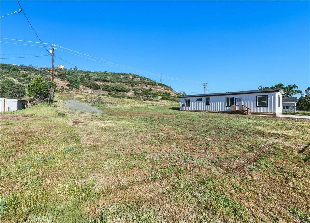 21331 Stewart - Photo 1