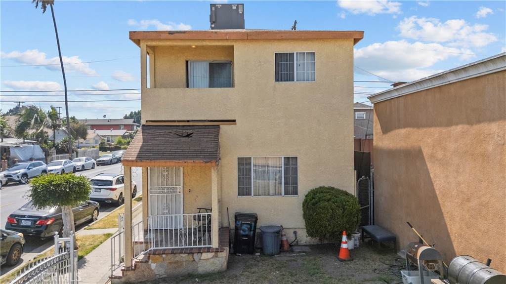 451 111th - Photo 1