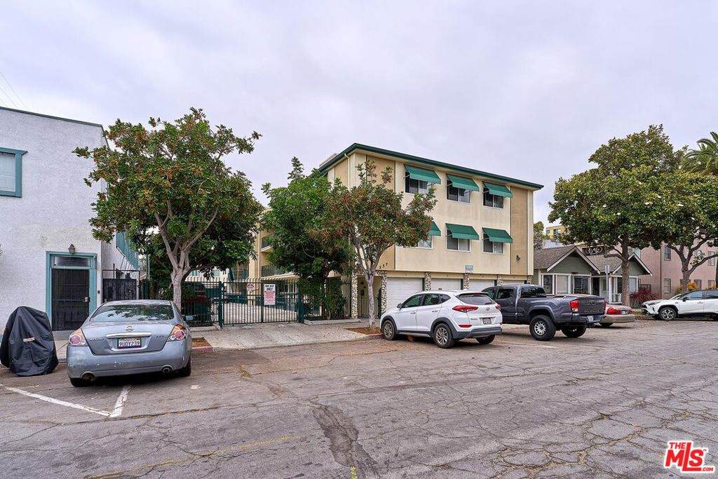 https://bt-photos.global.ssl.fastly.net/socal/orig_boomver_1_433863637-2.jpg