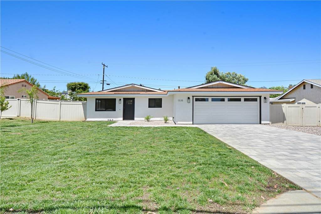 1335 Beaumont Avenue - Photo 1